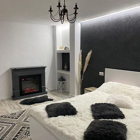 Apartament Maria Alba Iulia Buitenkant foto
